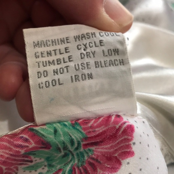 Kathryn Robe Medium - Picture 8 of 8